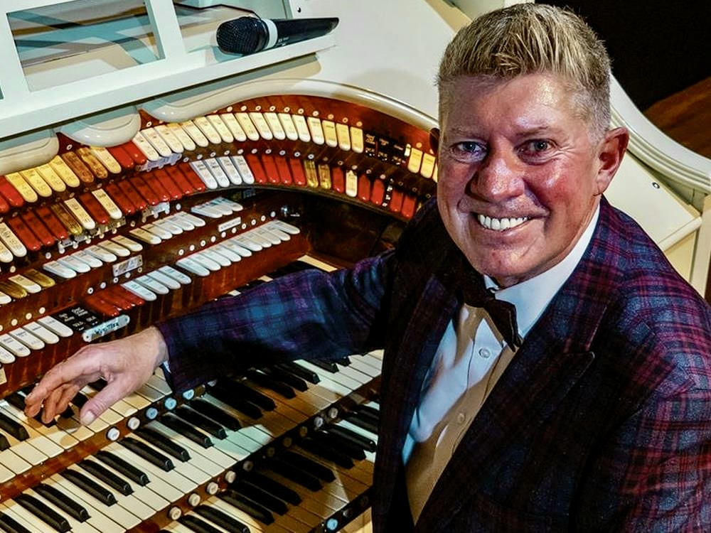 Wurlitzer Organ Concert with Robert Wolfe