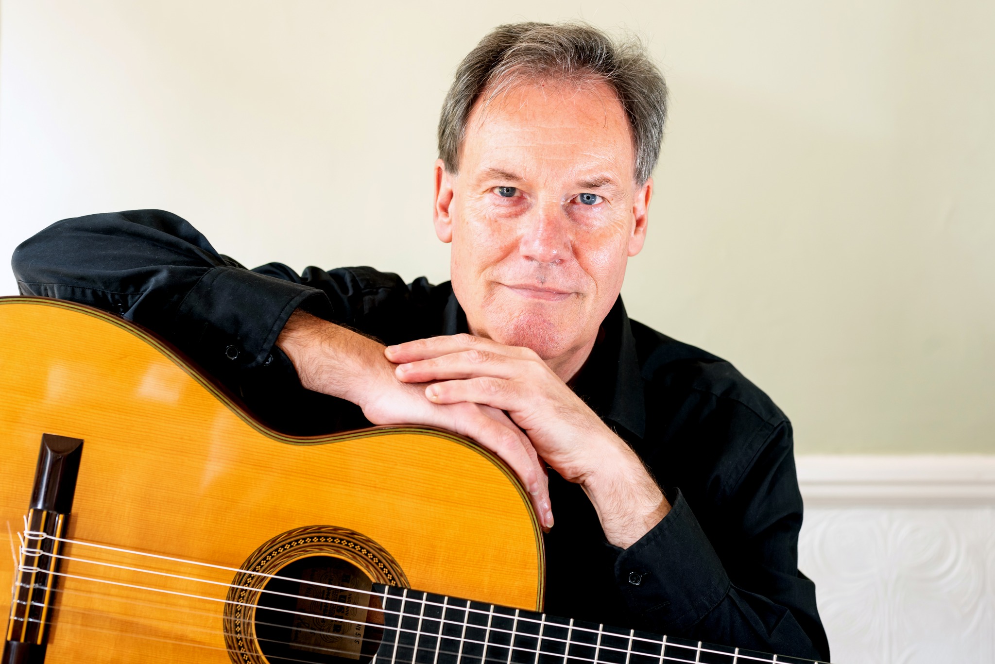 Paul Gregory performs Blue Wave with Worthing Philharmonic Orchestra