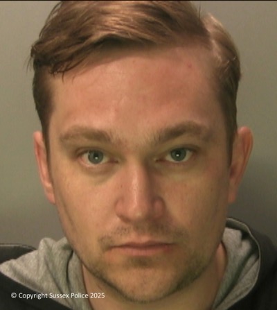 Shoreham robber jailed after hammer threat in Co-op store